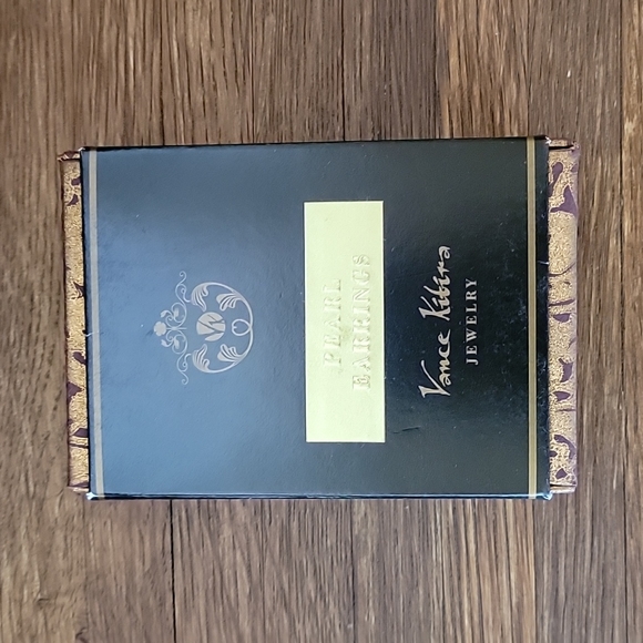 NIB Vance Kitira Pearl Earrings - Picture 4 of 5